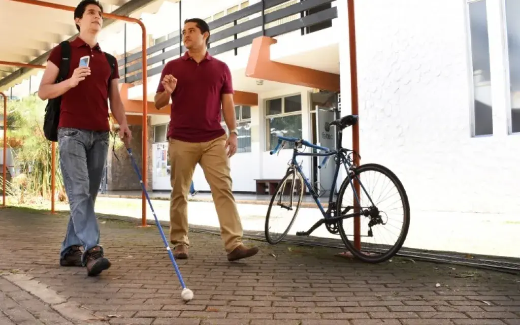 app_no_videntes_maestria_computacion