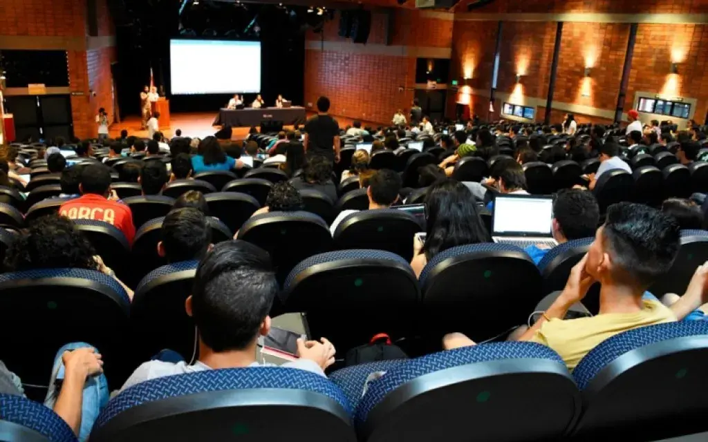 Asamblea FEITEC