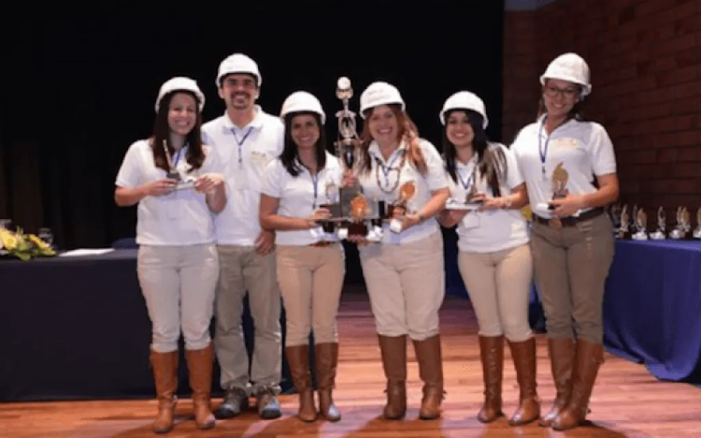 Feria Nacional de Proyectos del Técnico en Administración de Empresas