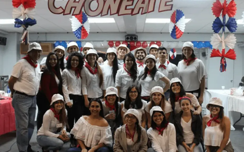 Personas con chonete