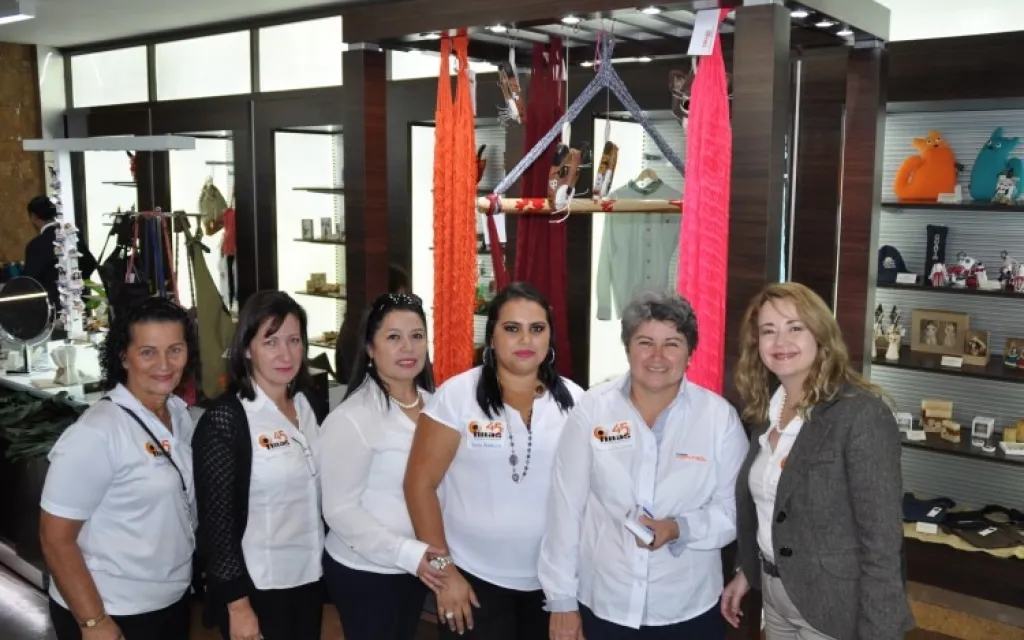 personas beneficiadas de la beca aeropuerto