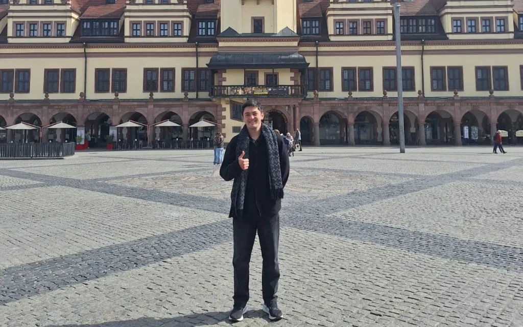 Felipe en su pasantía en Alemania