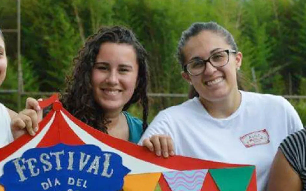 MUJERES EN NOTA