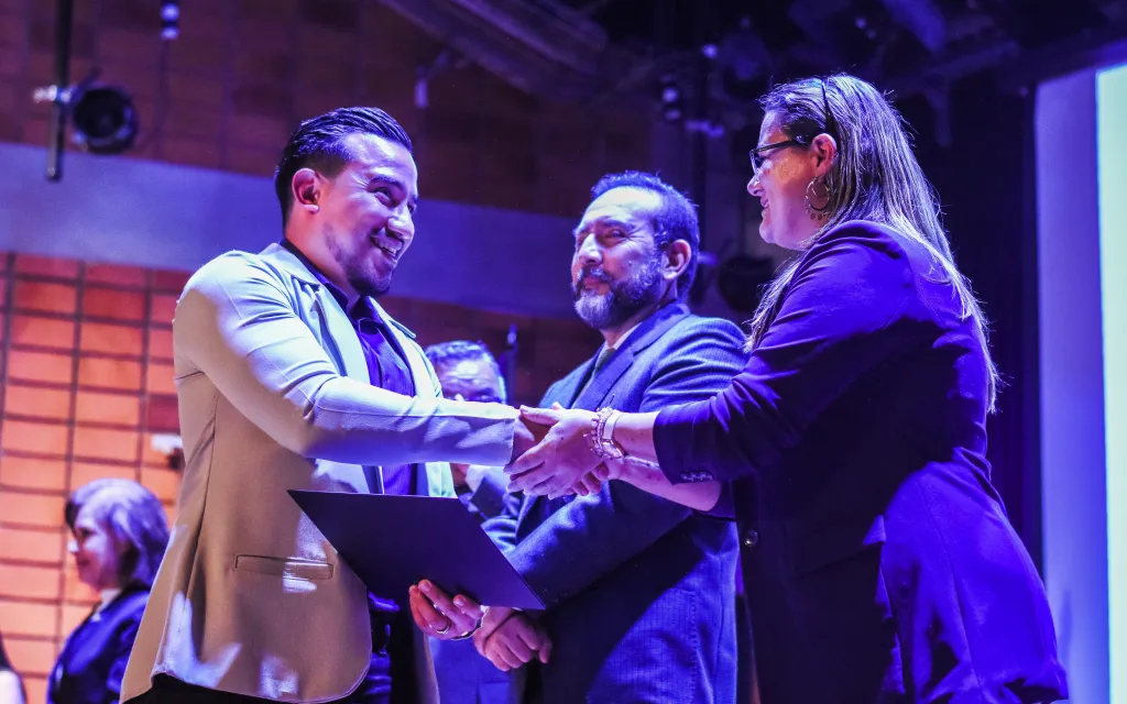 Graduación FUNDATEC en mecánica de autos eléctricos