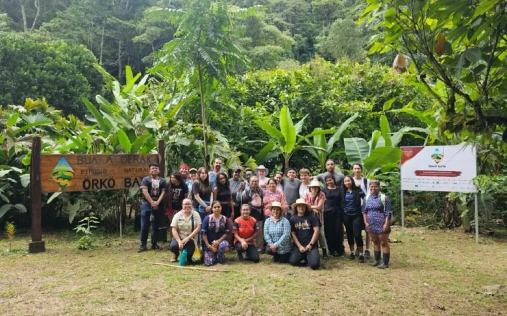 Fotografía de participantes de la actividad