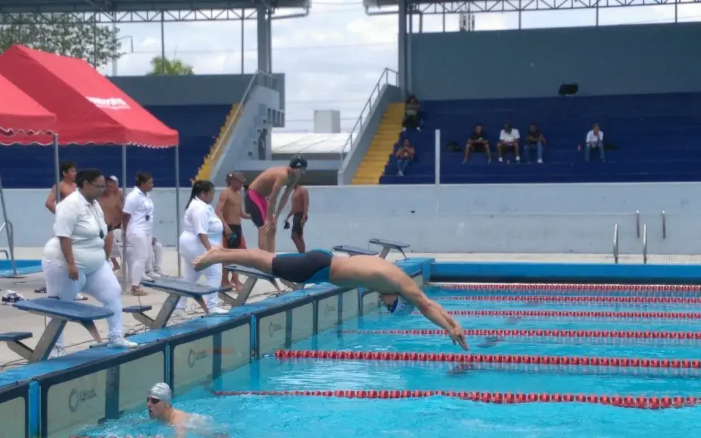 Natación