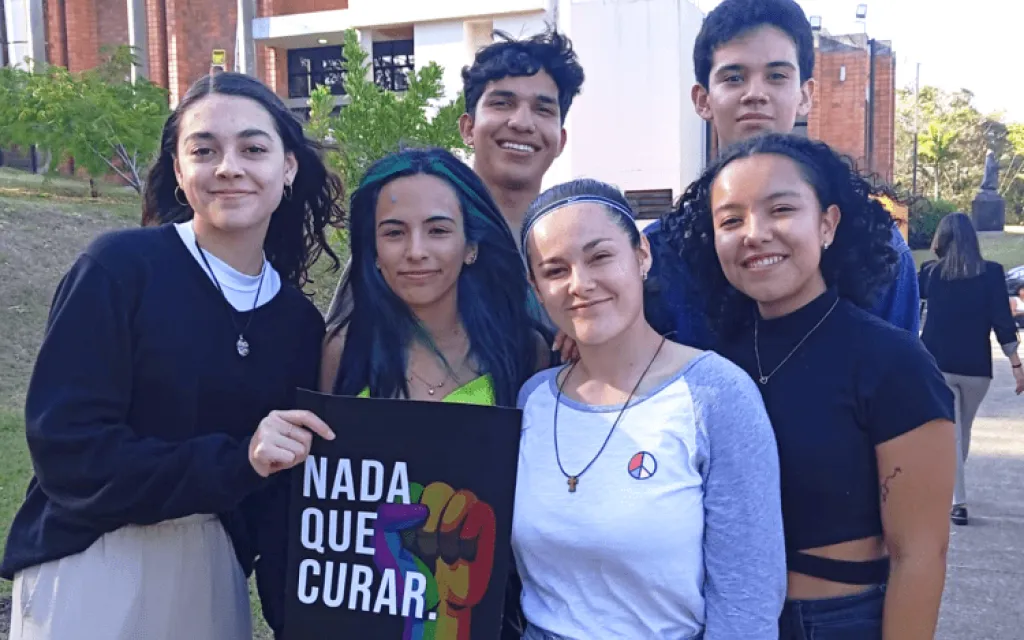 Fotografía de asistente al evento