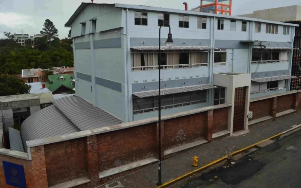parte_frontal_del_rafles