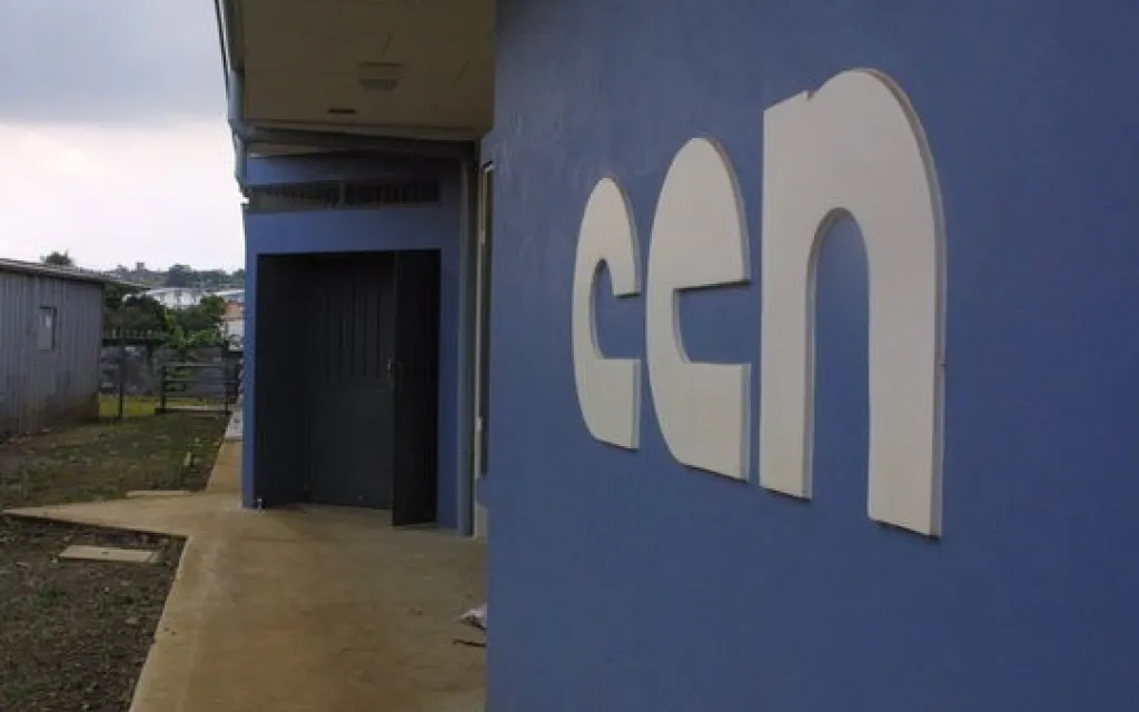 Cen