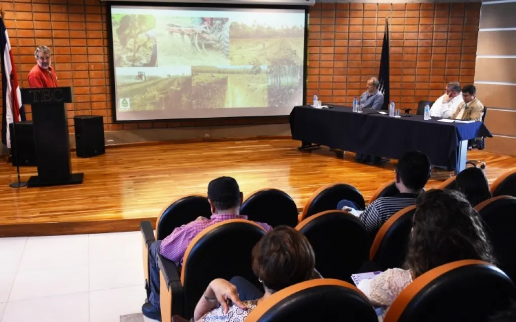 simposio_reforestacion_escuela_forestal