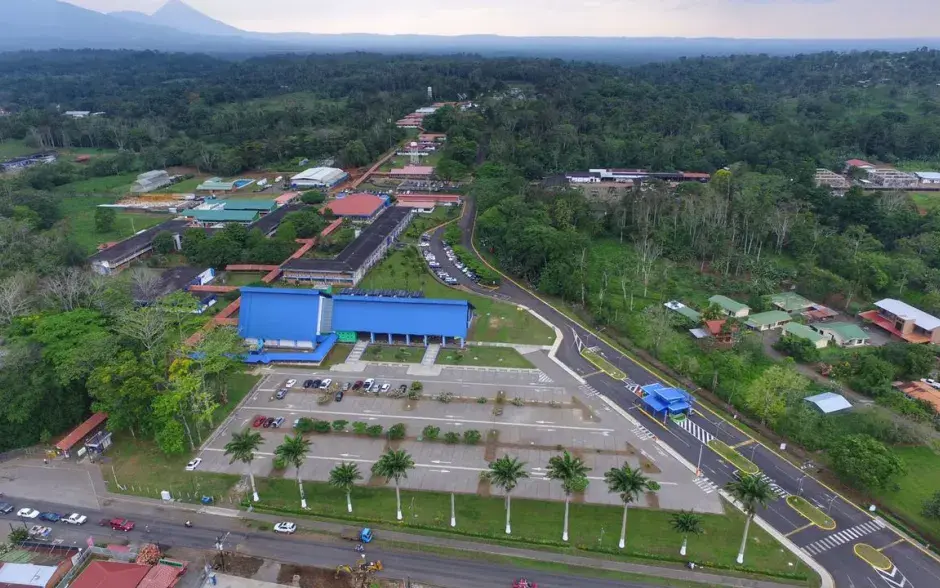 Toma aérea del Campus San Carlos Vista aérea del Campus