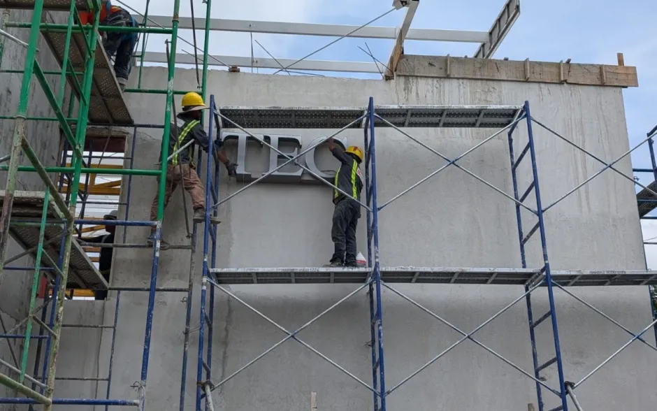 Fotografía de la construcción del edificio