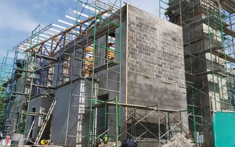 Fotografía de la construcción del edificio
