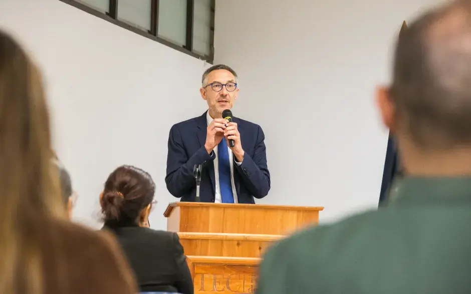 Alexander Leicht, director de la Oficina Regional de la UNESCO, destacó la relación con el ambiente como un eje central en la construcción de paz.