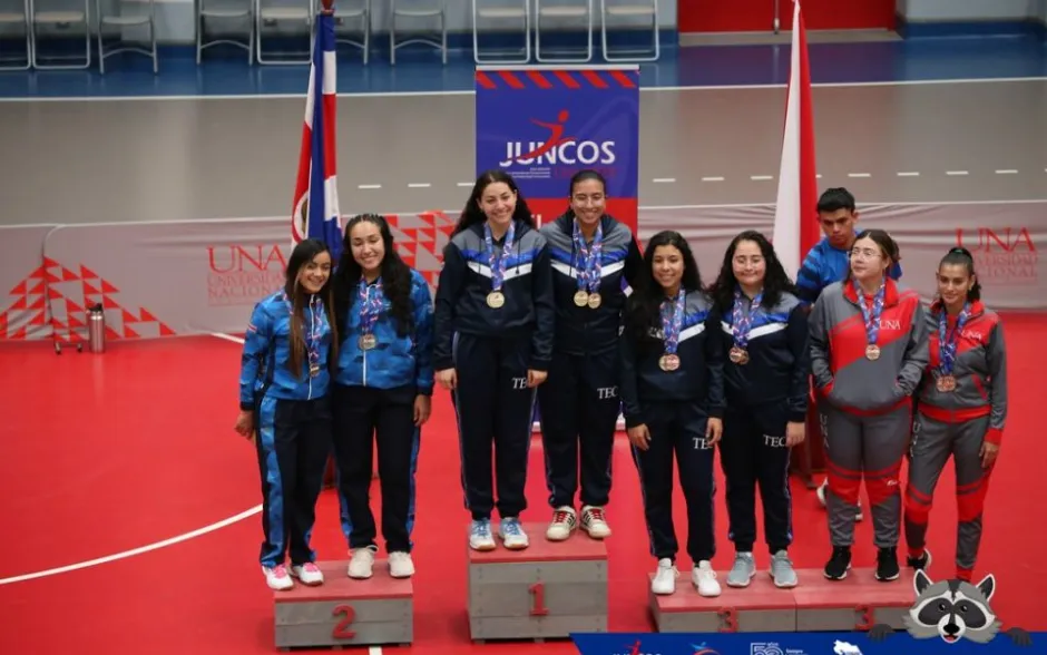 ganadores en equipos tenis de mesa