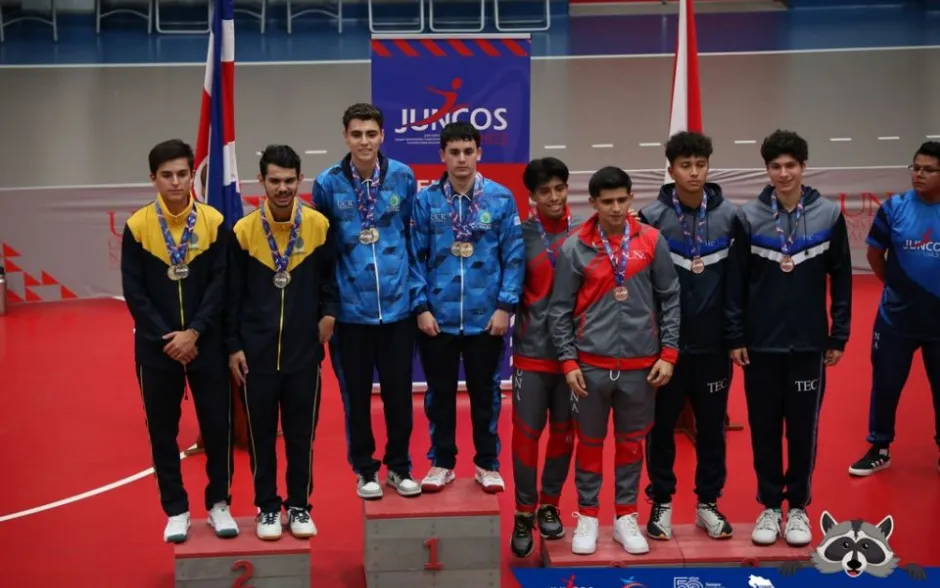 ganadores en equipos tenis de mesa