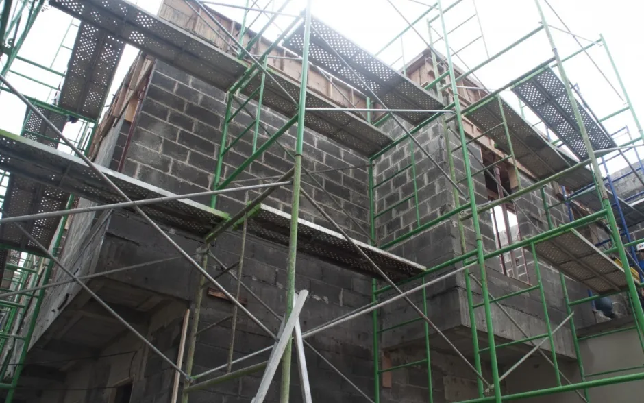 Fotografía de la construcción del edificio