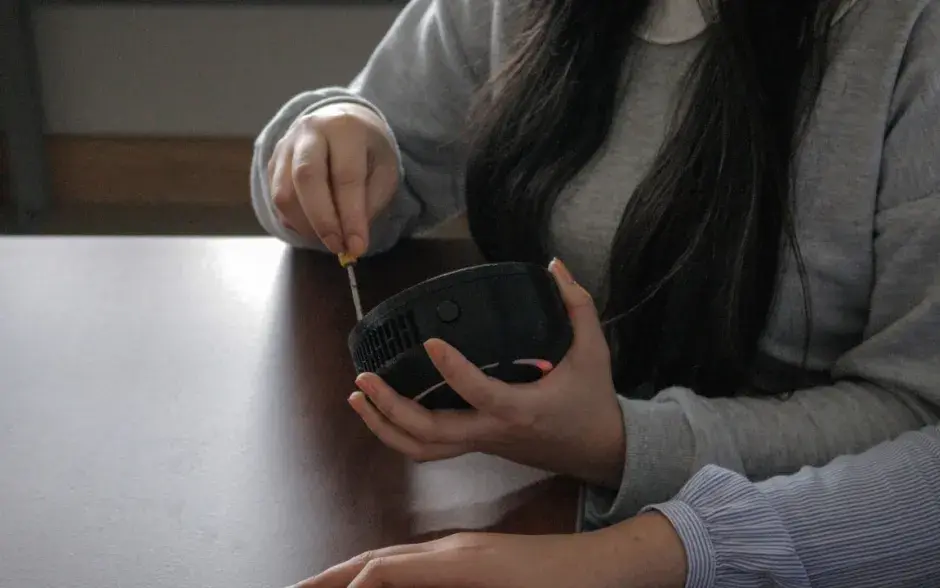 Dispositivo mide el dióxido de carbono en espacios cerrados