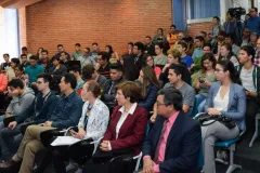 Asistentes a la firma del convenio entre el TEC y la empresa multinacional Samsung.