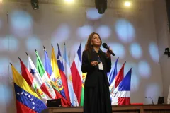 personas en el congreso