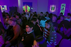 Con 77 años y una amplia trayectoria cultural, Otto Apuy Sirias invitó a la comunidad TEC a integrar saberes para construir una formación más sólida y contextualizada.