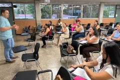 Universidades públicas impulsan la actualización docente en ciencias