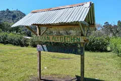 Letrero Liceo Rural Alto Cohen