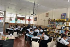 Niños en salón de clase