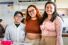 Participantes en el taller de biocromía del TEC