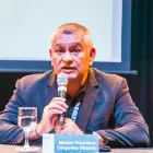 representante en foro