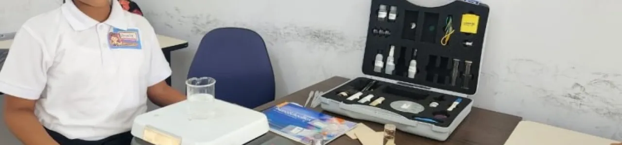 Niña participante del campamento