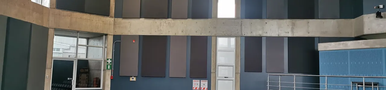 Suministro e Instalación de Paneles para Mejorar la Acústica en el Auditorio del Centro de Transferencia Tecnológica 	