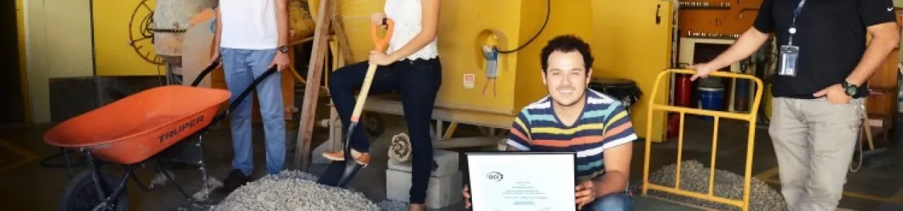 Estudiantes construcción