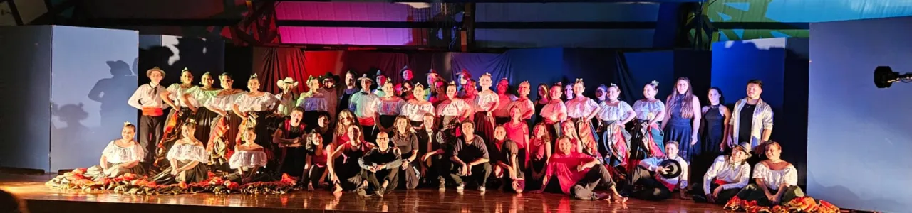 Grupo de Danza Contemporánea Danzartec