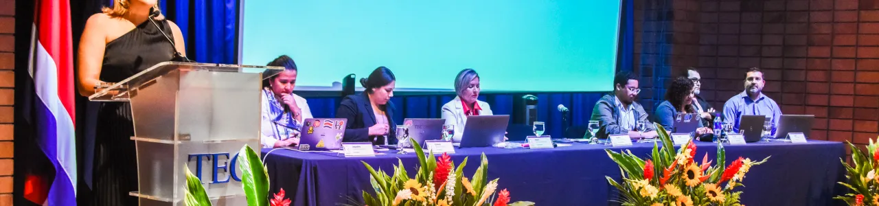 Imagen de la presidenta del congreso