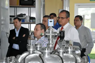 Laboratorio de Plasma