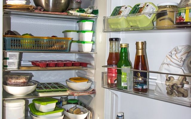 imagen de los alimentos en la refrigeradora