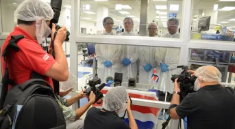 fotografía del satélite creado por el equipo del TEC