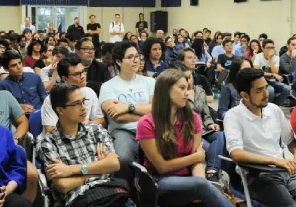 charla