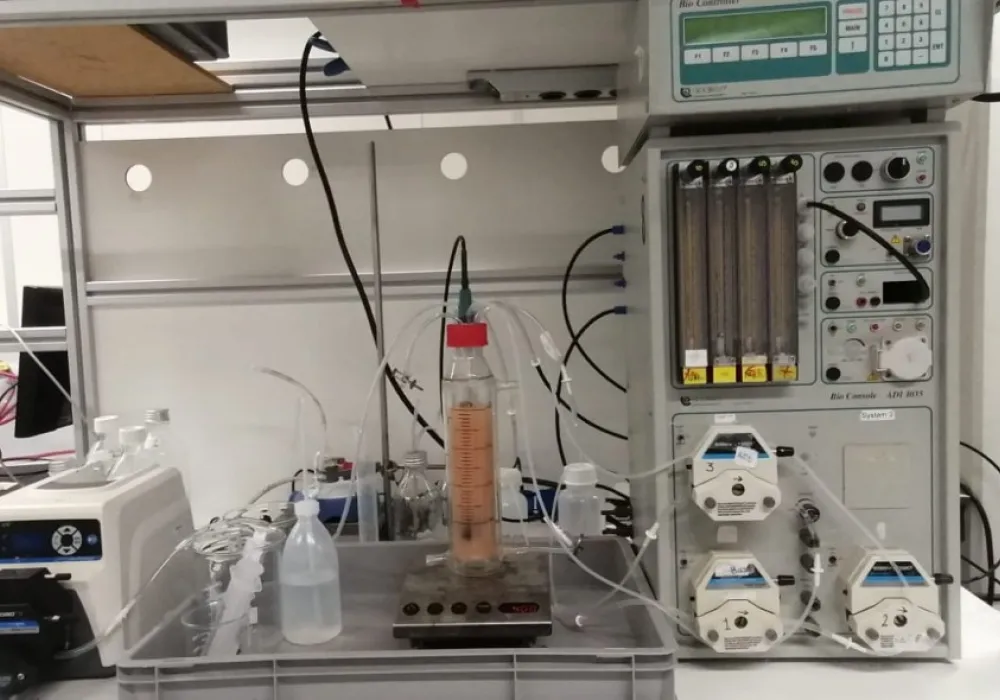 Reactor escala pequeña