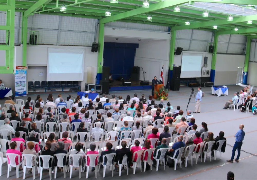 grupo de adultos mayores