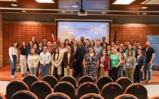Fotografía de participantes del evento