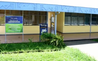 Escuela de Agronegocios