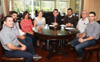 firma_convenio_escuela_quimica_01
