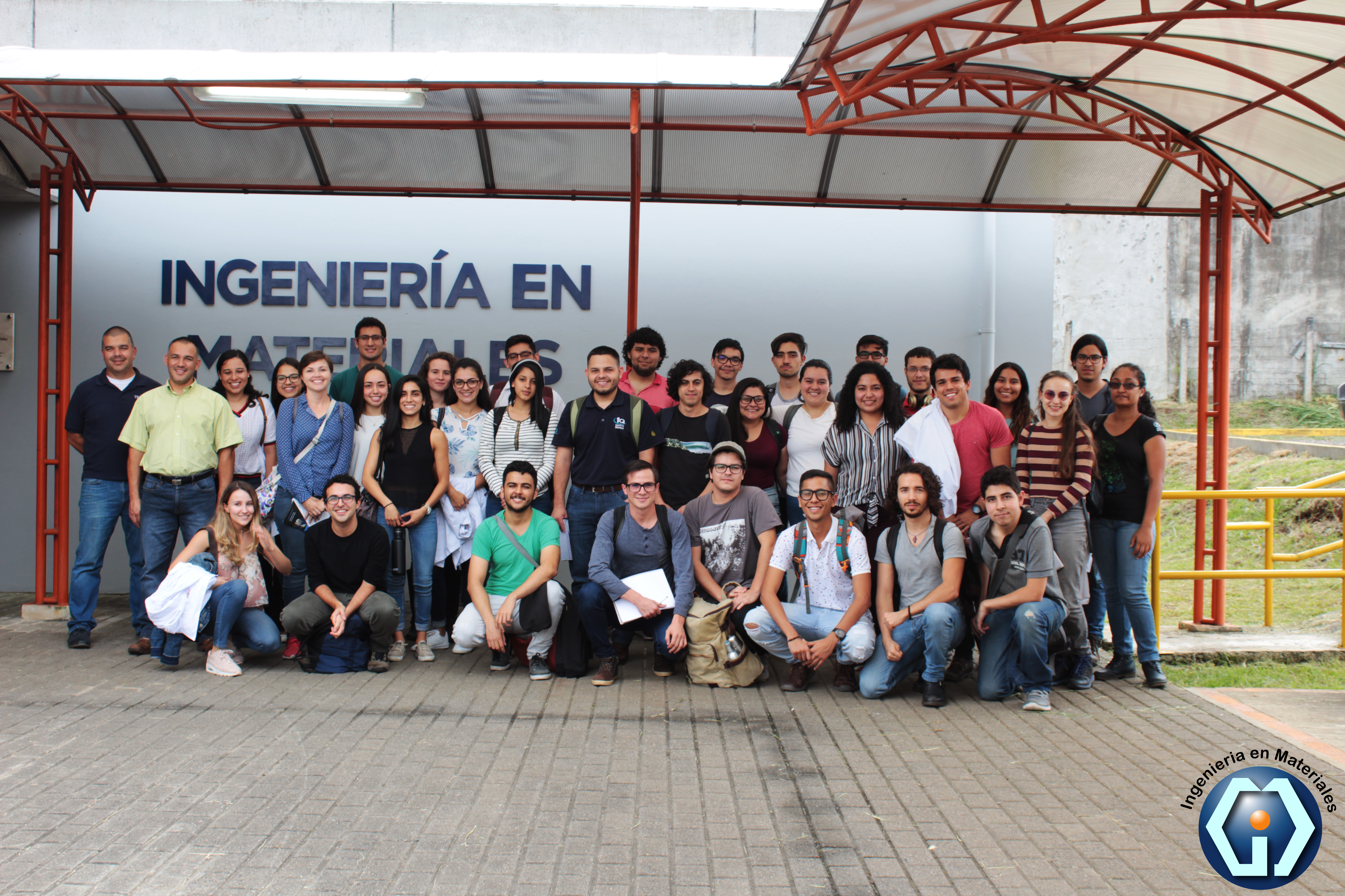 Escuela De Ciencia E Ingenieria De Los Materiales Recibe La Visita