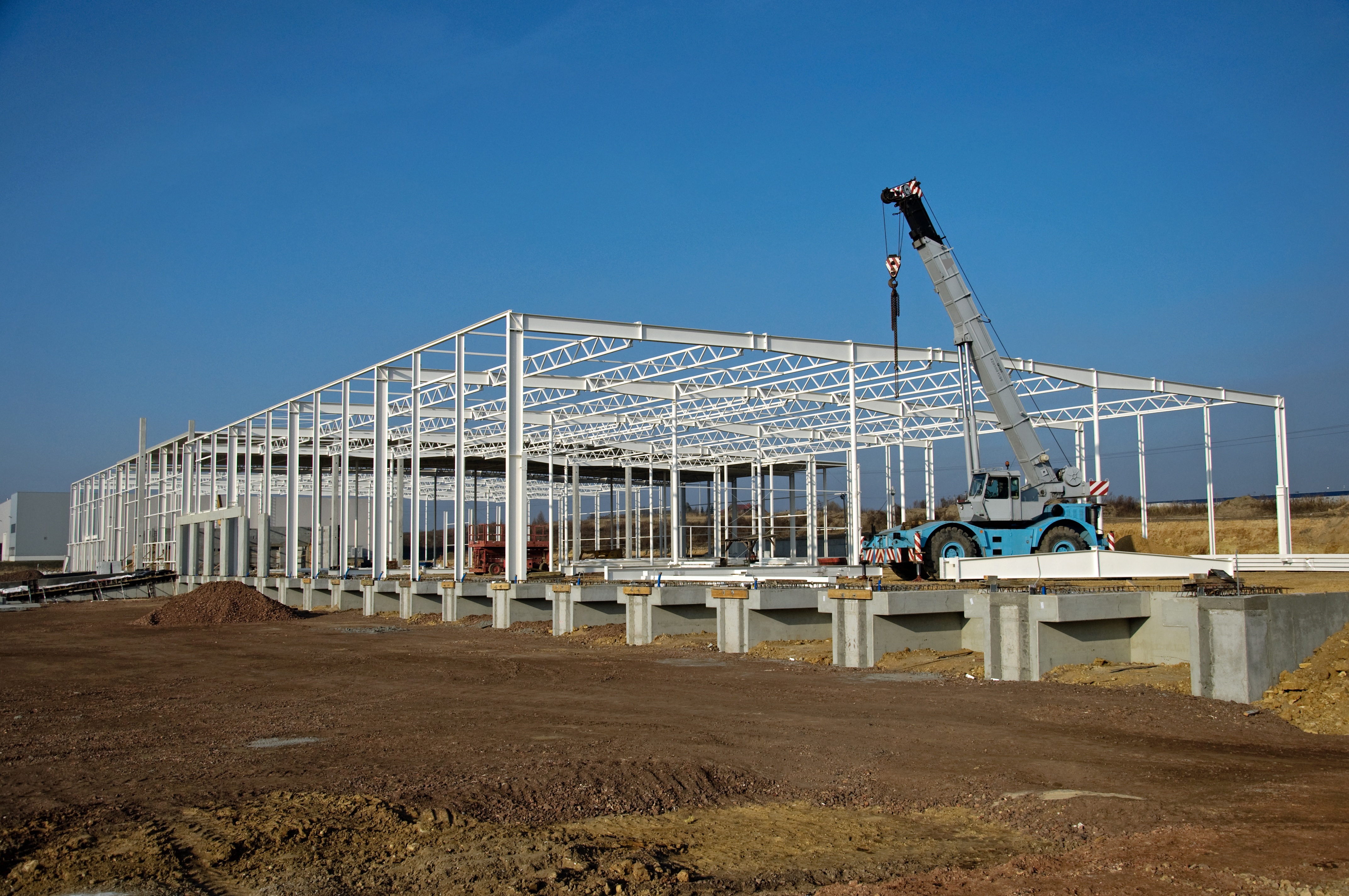 construcción y suelo en primer plano