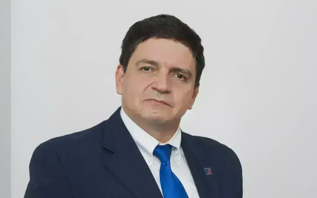 Dr. Benito A. Stradi Granados Dr. Benito A. Stradi Granados