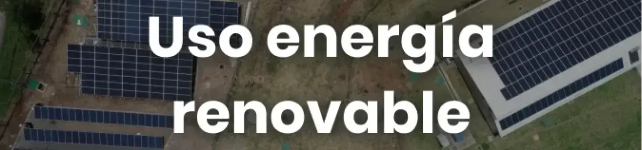 foto aérea del complejo de paneles solares ubicados en el sector sur centro del Campus Cartago