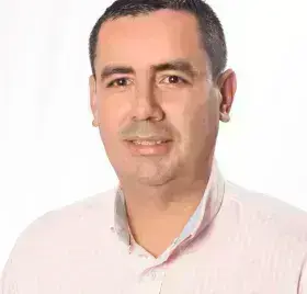  Dr. Abel Méndez Porras