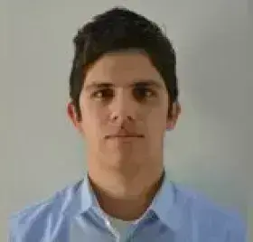 Licenciado en Ingeniería en Mantenimiento Industrial. 